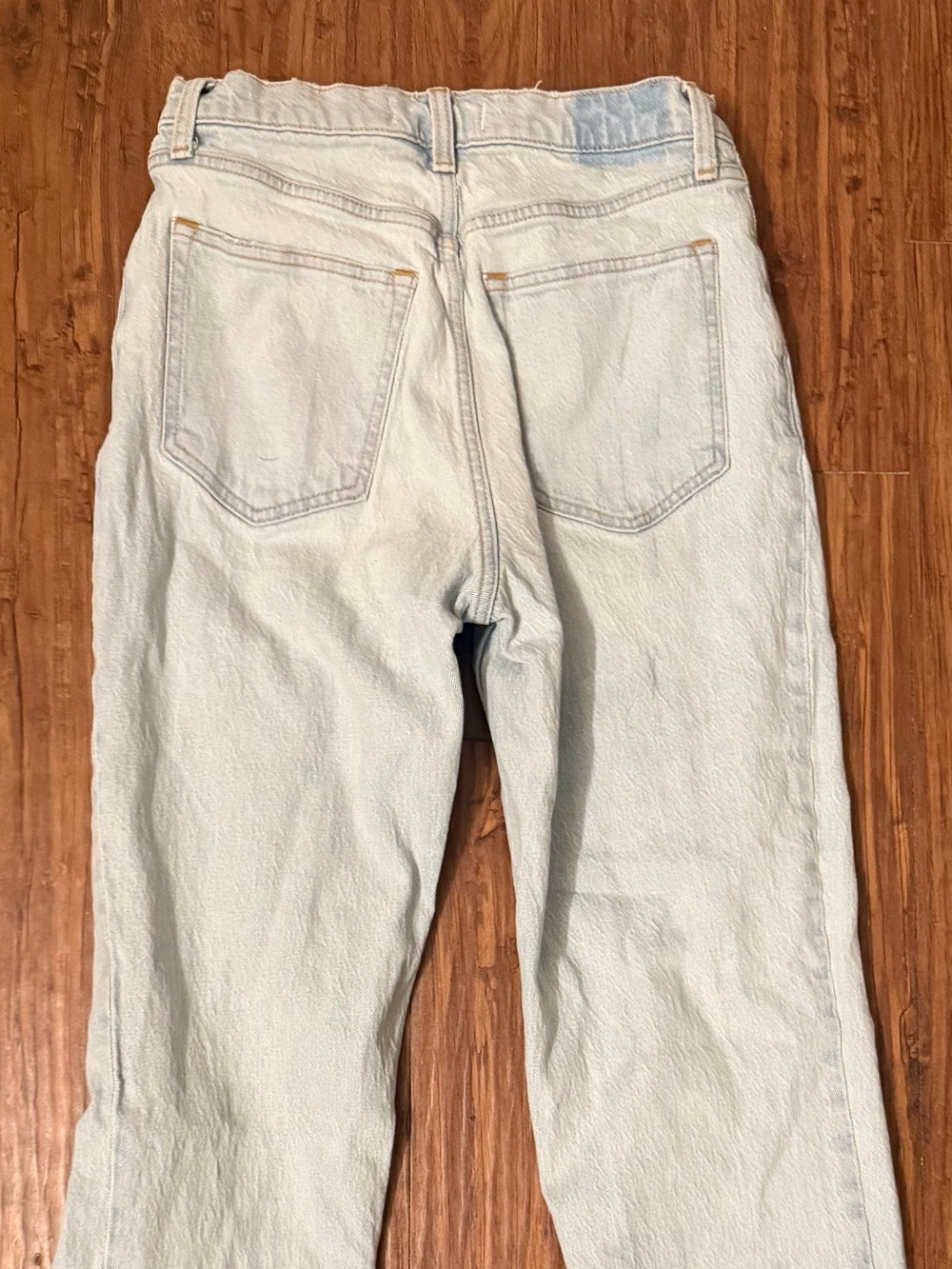 Abercrombie & Fitch 90s Straight Ultra High Rise 28L - Picture 3 of 3